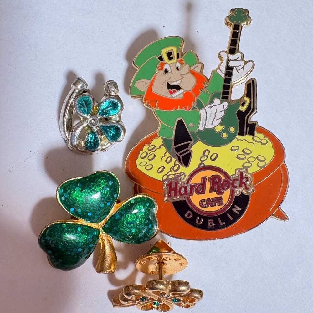 Hard Rock Cafe Dublin Brooch Set - Green, Orange, Silver tone